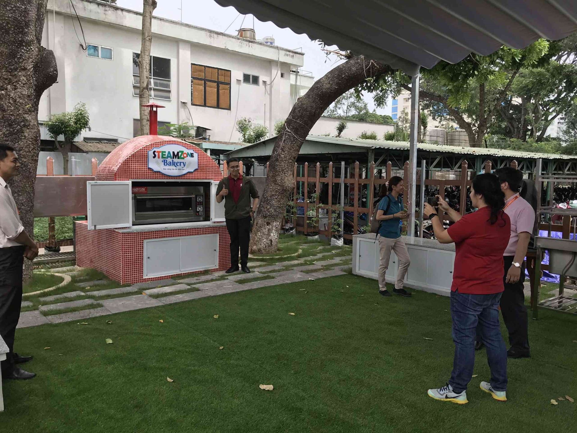 Hình 10: STEM Bakery - nơi dạy trẻ nướng bánh, làm kem và đồ uống 