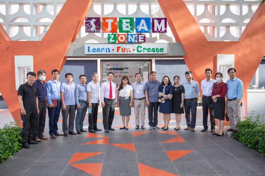 TRUNG TÂM STEAMZone HÂN HẠNH ĐÓN TIẾP ĐOÀN CÔNG TÁC SỞ GD&ĐT TỈNH LÂM ĐỒNG TRUNG TÂM STEAMZone HÂN HẠNH ĐÓN TIẾP ĐOÀN CÔNG TÁC SỞ GD&ĐT TỈNH LÂM ĐỒNG