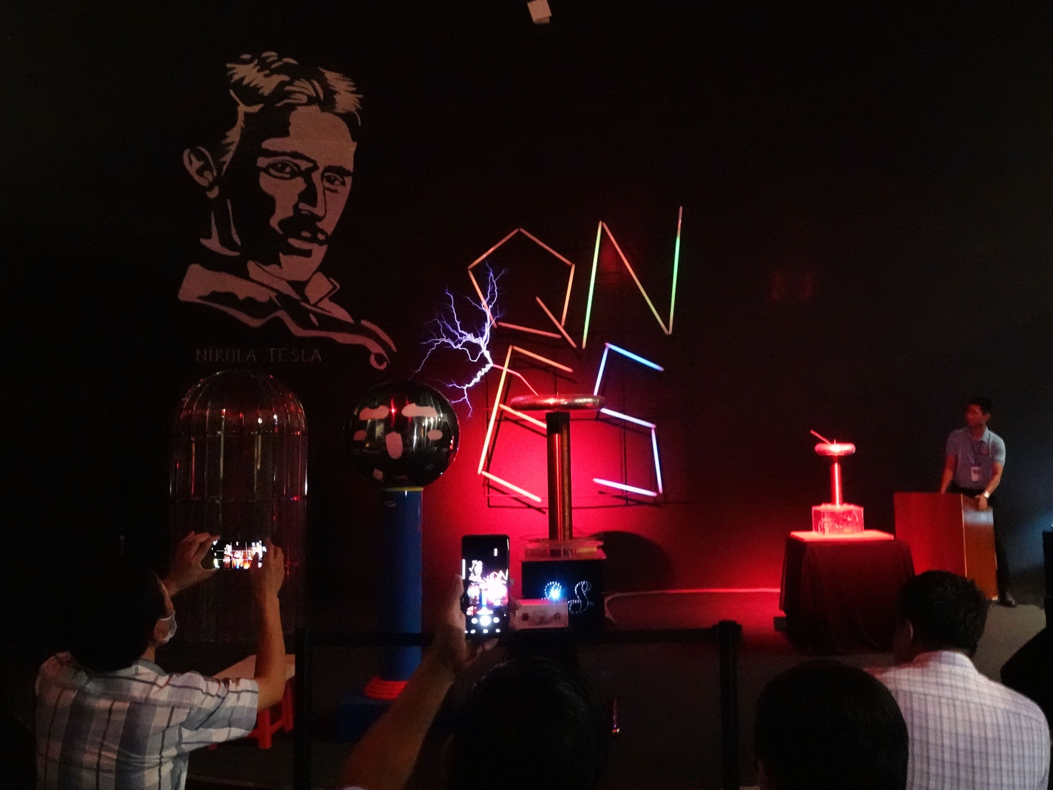 Trung tâm Khám phá khoa học đầu tiên tại Việt Nam có gì đặc biệt? - ảnh 8