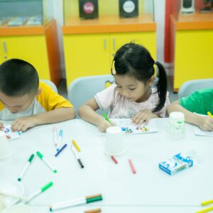 Hoạt động STEM LẮP RÁP VÒNG ĐU QUAY tại trung tâm STEAMZone Hoạt động STEM LẮP RÁP VÒNG ĐU QUAY tại trung tâm STEAMZone