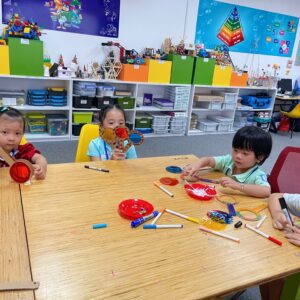 “THEO CHÂN” LỚP ST.KIN THAM GIA 1 NGÀY HOẠT ĐỘNG STEM TẠI STEAMZone “THEO CHÂN” LỚP ST.KIN THAM GIA 1 NGÀY HOẠT ĐỘNG STEM TẠI STEAMZone