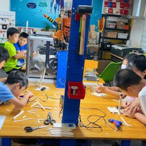 HOẠT ĐỘNG STEM TIỂU HỌC: CHẾ TẠO MÔ HÌNH QUẠT CÂY HOẠT ĐỘNG STEM TIỂU HỌC: CHẾ TẠO MÔ HÌNH QUẠT CÂY