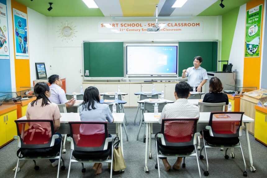 STEAMZONE ĐÓN TIẾP ĐOÀN GIÁO VIÊN TRƯỜNG TIỂU HỌC TRẦN HƯNG ĐẠO