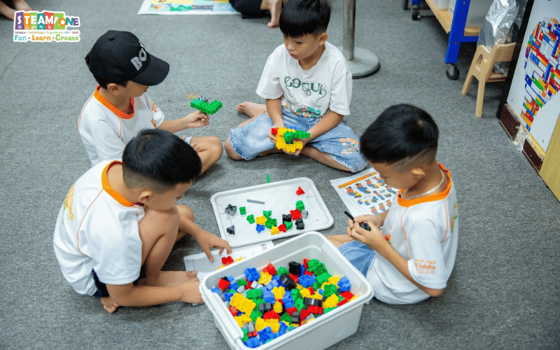 Biến lý thuyết khô khan thành kỹ năng thực chiến thông qua các hoạt động hands-on